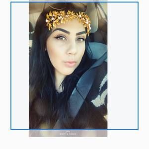 Meet your Posher, Vanessa